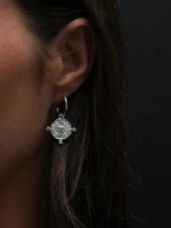 Glamour Me Earrings
